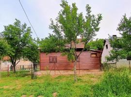 Holiday house with a parking space Perusic, Velebit - 19187, хотел в Perušić