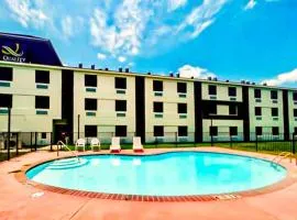 Quality Inn & Suites Lake Charles South