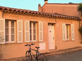 La Maison et son adorable jardin clos, hotell i Porquerolles