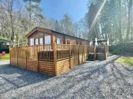 Hartland Lodge - White Cross Bay Holiday Park