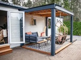 StayatSas Tiny House Sam in de bossen op de Veluwe!