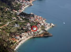 Apartments by the sea Drasnice, Makarska - 2581 – hotel w mieście Drašnice