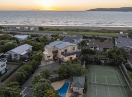 Kapiti Getaway - Paraparaumu Beach Rental, hotel en Paraparaumu Beach