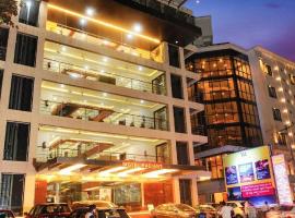 Hotel Radiant โรงแรมในโกลฮาปูร์