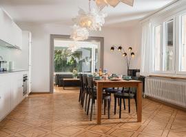 Boutique Villa J87, отель в Интерлакене