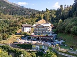 Hotel Fontanella, hotel v mestu Molveno