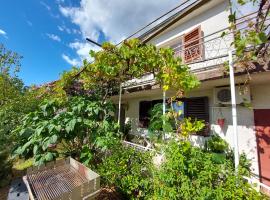 Rooms Anchy, hotel v mestu Crikvenica