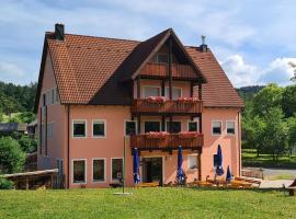 Gasthaus Zum Schneider, hotel di Pottenstein