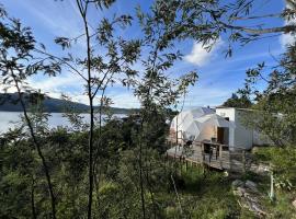 Glamping Vista Lago Guatavita, готель у місті Ґуатавіта