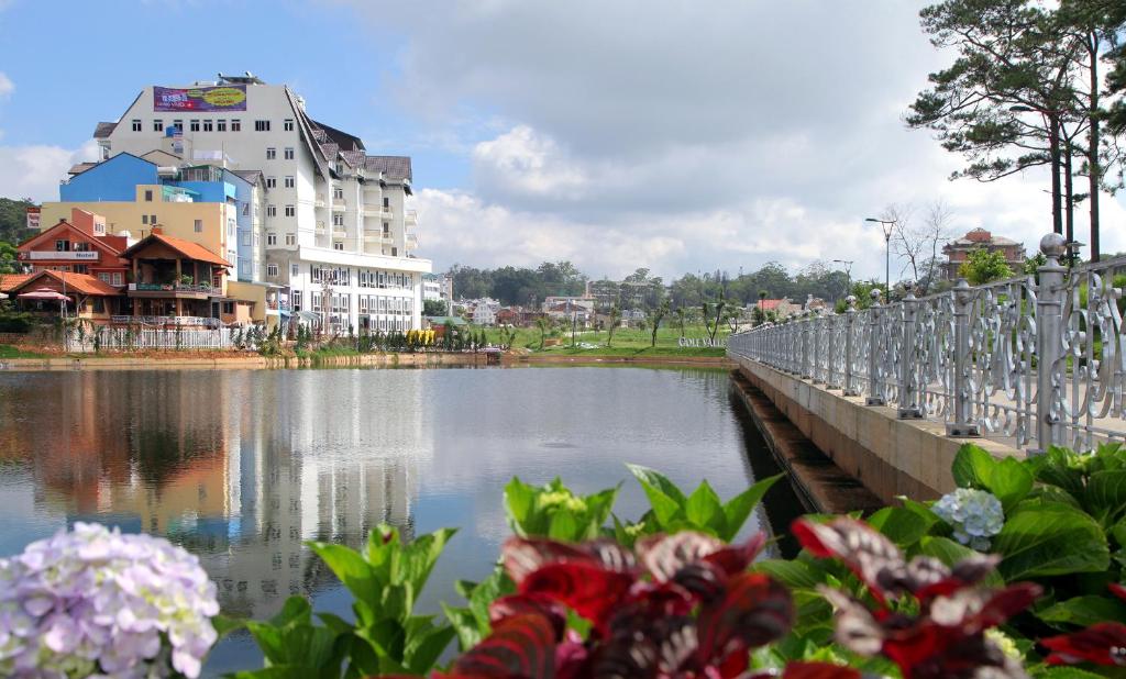 Otel yakınında doğal manzara