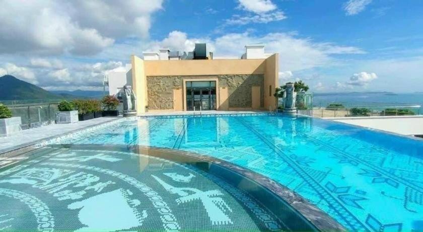 Swimmingpoolen hos eller tæt på Căn hộ Condotel 5 sao Apec Mandala Phú Yên