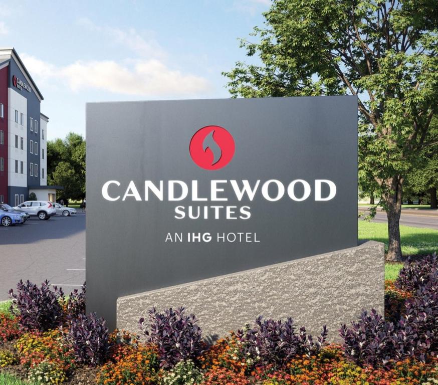 Vottorð, verðlaun, skilti eða annað skjal til sýnis á Candlewood Suites DFW Airport North - Irving, an IHG Hotel