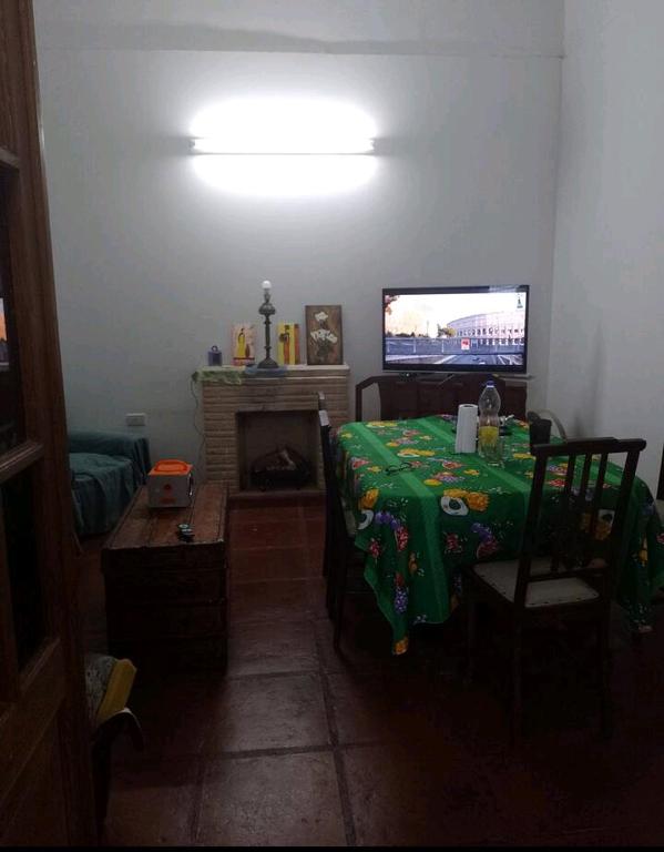 A television and/or entertainment centre at Rivadavia