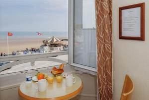 Bebidas en Hotel De Normandie