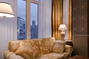 A seating area at Relais & Châteaux Heritage Hotel