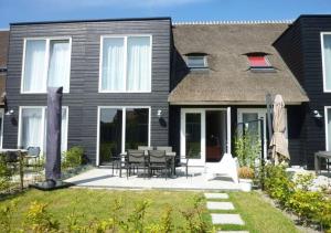 Gallery image of Retro farmhouse Cadzand, Koolse Hoeve 1H in Cadzand