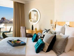 Area tempat duduk di Pullman Quay Grand Sydney Harbour