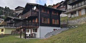 Edificio en el que se encuentra el chalet de montaña