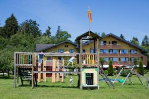 Parquinho infantil em Hotel Aberseehof