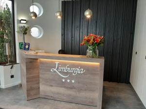 Móttaka eða anddyri á Hotel Limburgia
