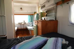 A kitchen or kitchenette at B&B Welgelegen