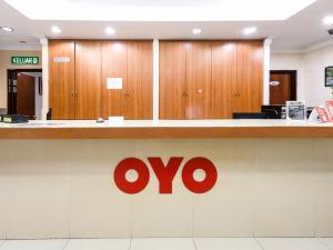 Vestibils vai reģistratūra naktsmītnē Super OYO 707 Ayuni Hotel