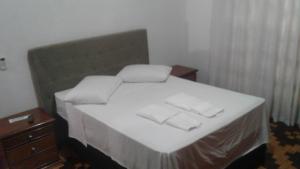 A bed or beds in a room at Central 1