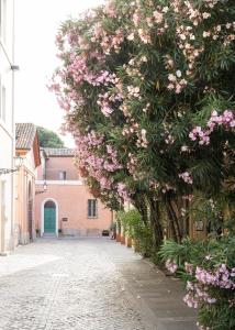 Ein Garten an der Unterkunft Antica Dimora Le Misure