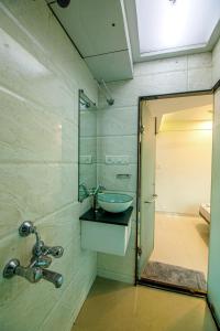 Bagno di La Hotel Metro near BKC