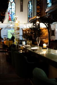 A restaurant or other place to eat at Boutiquehotel The Church