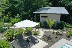 Kebun di luar Sharma Costa Rica - Heliconia Casita