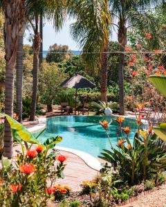 Poolen vid eller i närheten av Cannes Villa St Barth