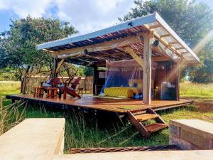 Сад в Hluhluwe Bush Camp Glamping Village