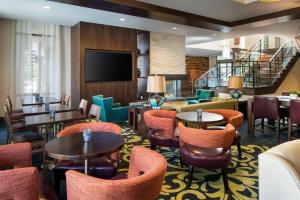 Khu vực ghế ngồi tại Residence Inn by Marriott Los Angeles Pasadena/Old Town