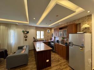 ครัวหรือมุมครัวของ فيلا مميزه جدا في الساحل الشمالي ستيلا هايتس Stella Heights - Sidi Abd El-Rahman villa type M