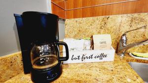 Fasilitas pembuat kopi dan teh di Miami Apartments, 1 & 2 Br, Brickell Arch Free