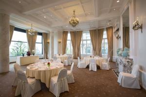 Khu vực ghế ngồi tại Hôtel de la Paix Lausanne