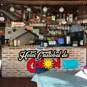 Hotel Cristobal de Colón 라운지 또는 바