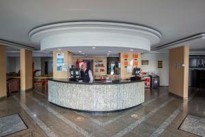 The lobby or reception area at Hotel Golden Park Curitiba