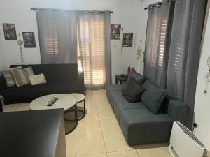 Zona d'estar a Charalambous Apartment