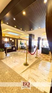 The lobby or reception area at البندقية للخدمات الفندقية BQ HOTEL SUITES