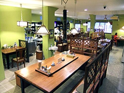 Restoran atau tempat makan lain di Himawari Hotel