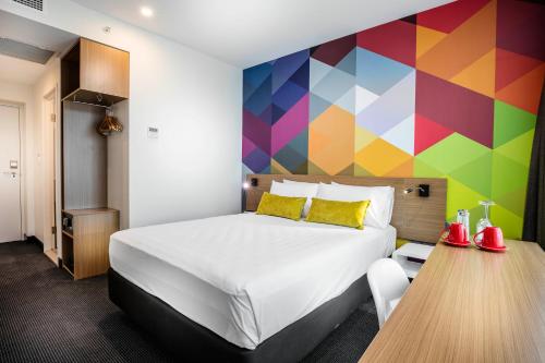 Lova arba lovos apgyvendinimo įstaigoje ibis Styles Brisbane Elizabeth Street