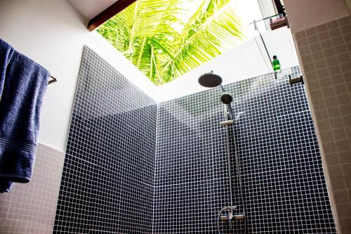 Un baño de Holiday Cottage Thoddoo, Maldives