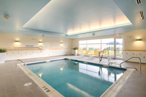 Piscina a Fairfield Inn & Suites by Marriott Columbus Dublin o a prop