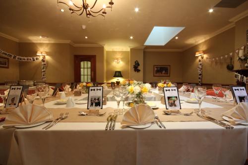 Strathburn Hotel Inverurie by Compass Hospitality italokat is kínál