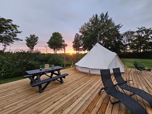 Glamping Zeeland Bell tent