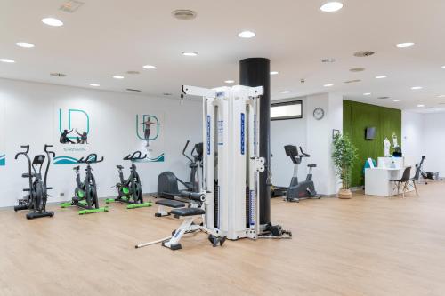 Fitness centrum a/nebo fitness zařízení v ubytování Attica21 Coruña