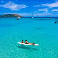 Oarsman's Bay Lodge, hotel v mestu Nacula Island