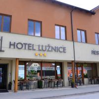 Hotel Lužnice, хотел в Planá nad Lužnicí